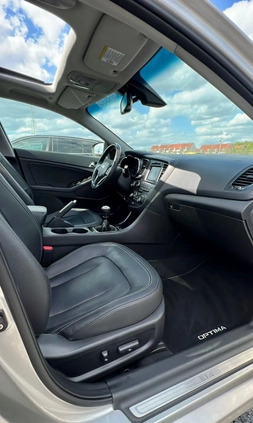 Kia Optima cena 39800 przebieg: 179000, rok produkcji 2013 z Woźniki małe 106